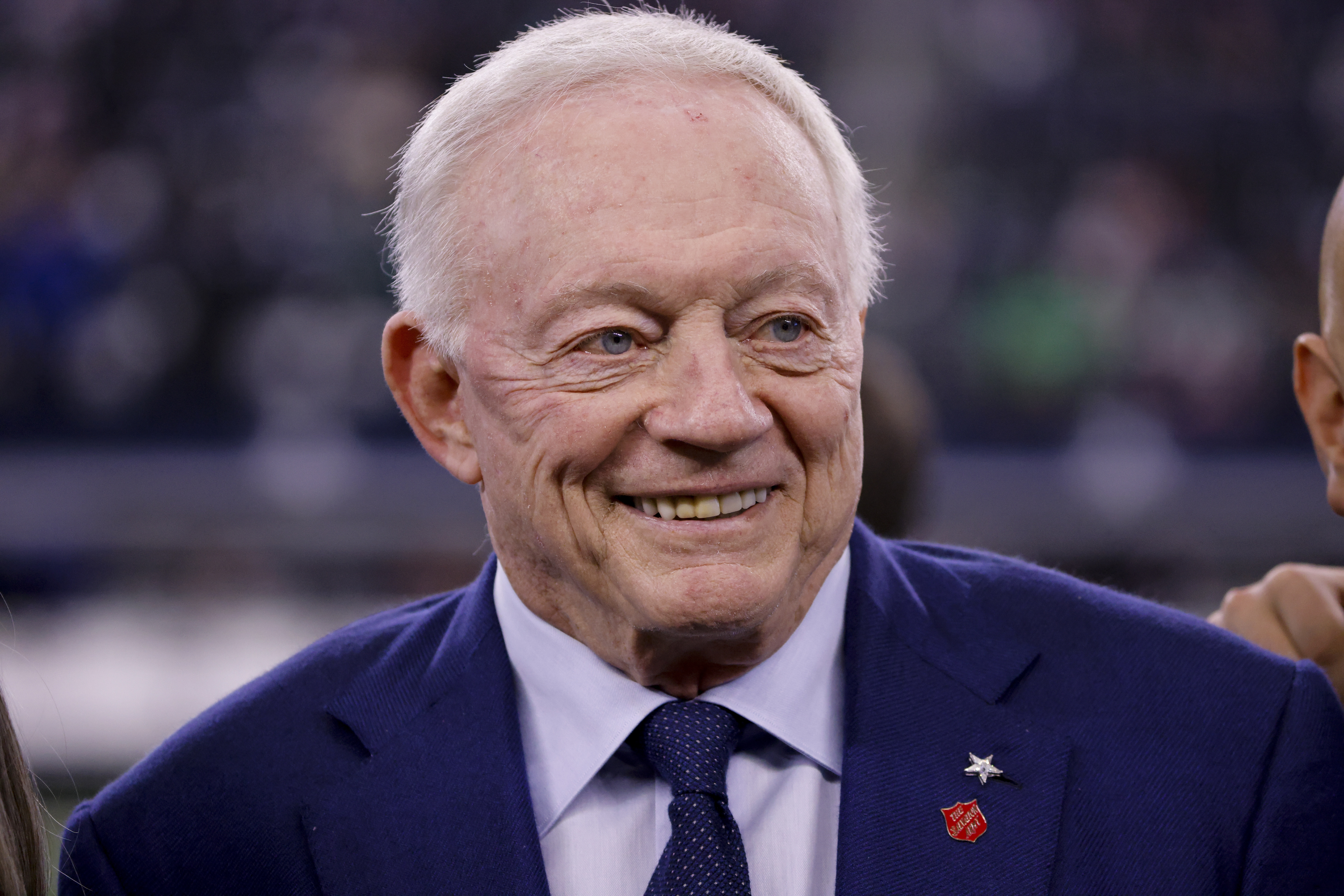 Jerry Jones said he is considering other coaches for the Ring of Honor. Jason Minnix is wondering who besides Jimmy Johnson has earned that honor.